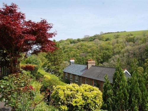 Pine Lodge Lynton Exterior photo